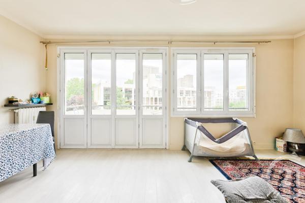 Appartement F4 à vendre  4 pièces - 71 m2 LA COURNEUVE - 93