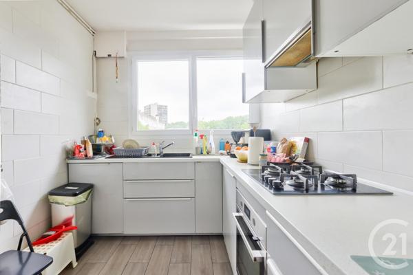 Appartement F4 à vendre  4 pièces - 71 m2 LA COURNEUVE - 93