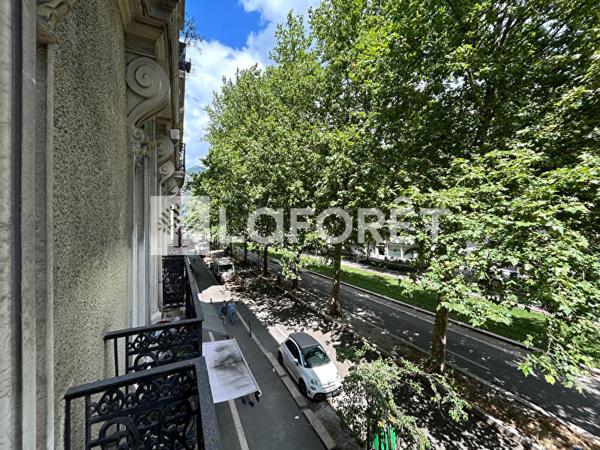 Location appartement Grenoble - 1 pièce(s) - 38 m² - 548 €/mois