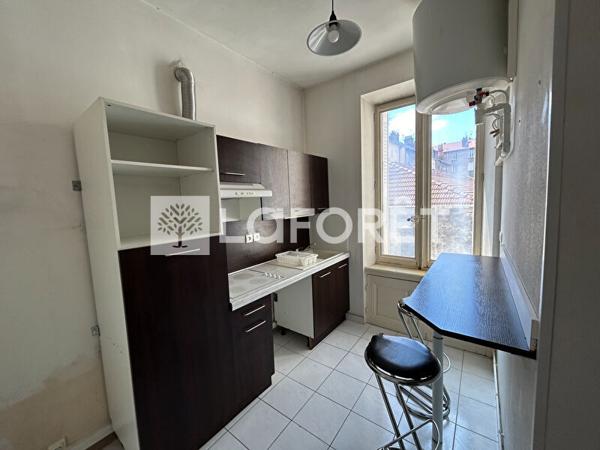 Location appartement Grenoble - 1 pièce(s) - 38 m² - 548 €/mois