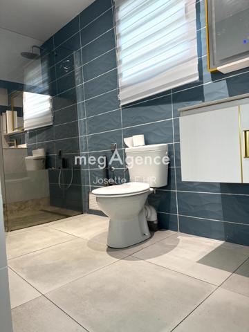 Immeuble à CAYENNE, 97300 - 240m²