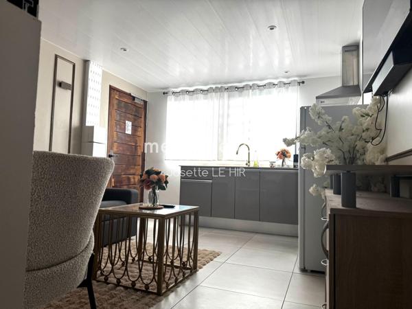 Immeuble à CAYENNE, 97300 - 240m²