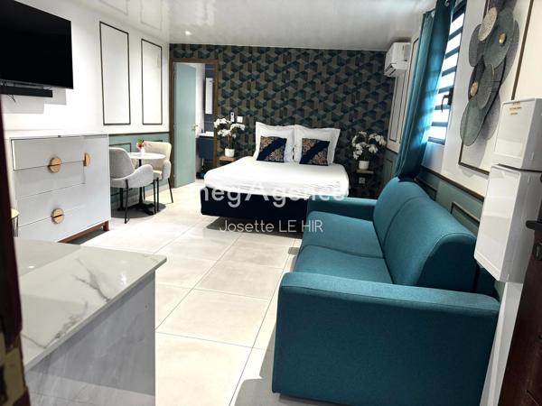 Immeuble à CAYENNE, 97300 - 240m²