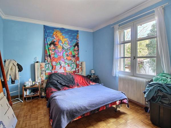 Maison de plein pied de 113 m3 avec sous sol et garage sur une parcelle de 577 m2 de terrain