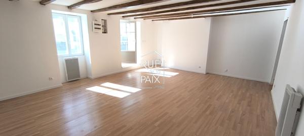 79450 SAINT AUBIN LE CLOUD MAISON DE BOURG RÉNOVÉE