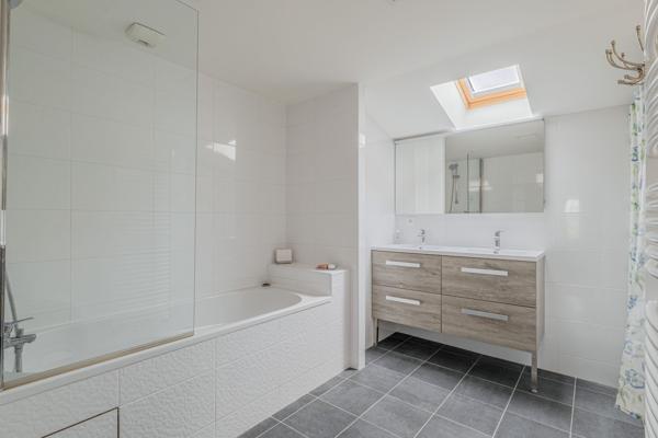 Vente Maison de luxe Craponne 8 Pièces 220 m²