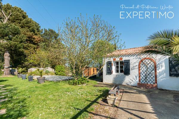 Soullans (85300) Magnifique longère, 3 chambres, terrain 4000m², piscine