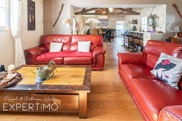 Soullans (85300) Magnifique longère, 3 chambres, terrain 4000m², piscine