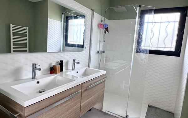 Maison à vendre    5 pièces •  Rouffiac-Tolosan