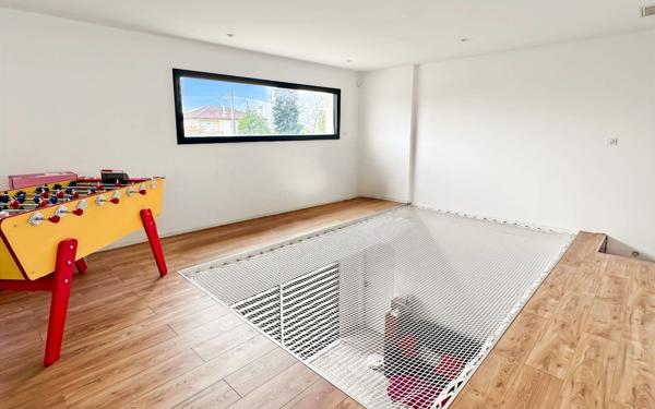 Maison à vendre    5 pièces •  Rouffiac-Tolosan