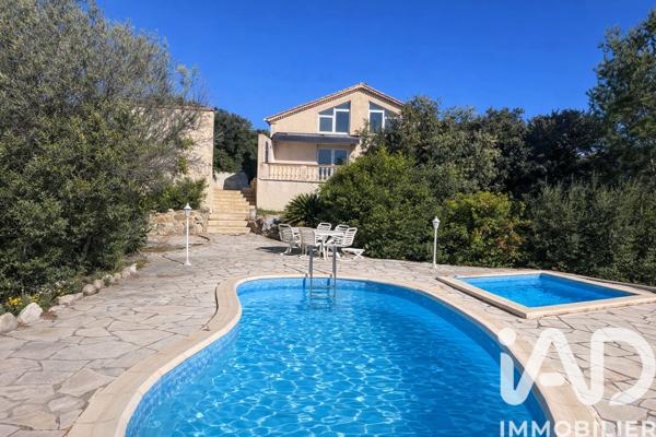 Maison à vendre 6 pièces 200 m² Bandol