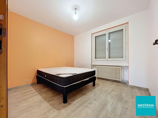 Maison Feurs 6 pièce(s) , 5chambres de 148 m2 sur terrain de 1027m2 et piscine chauffée