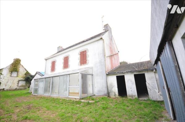 Maison et Hangar à Clohars