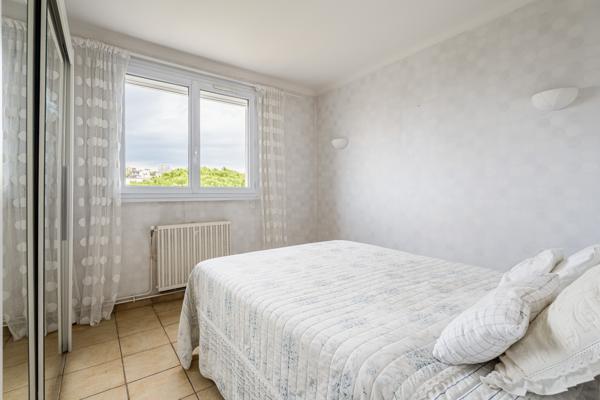 T3/4- 65M2- BALCON - STATIONNEMENT - CAVE