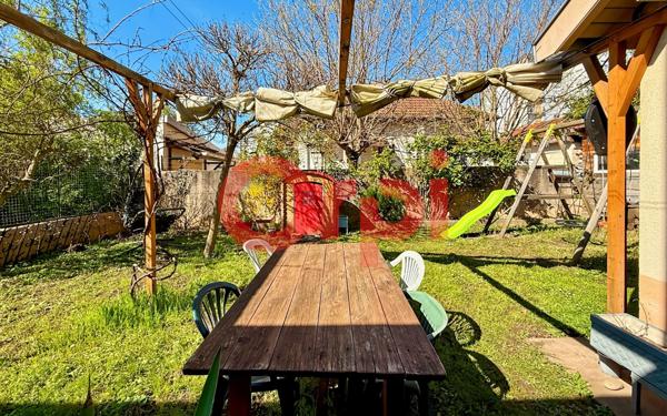 Maison à vendre    4 pièces • 126,71 m2 Vénissieux