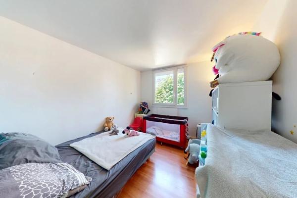 Appartement Roissy En Brie 4 pièce(s) 90.6 m2