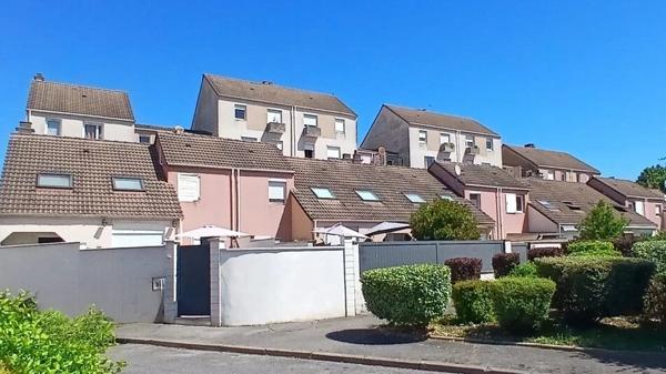 Appartement Roissy En Brie 4 pièce(s) 90.6 m2