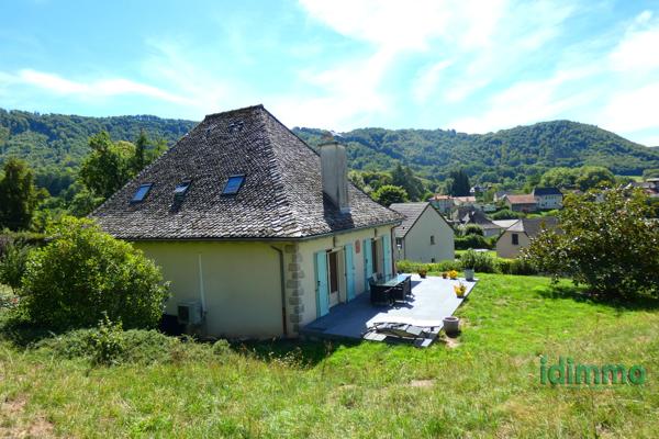 BELLE MAISON D ARCHITECTE 2007 Marmanhac (15250)