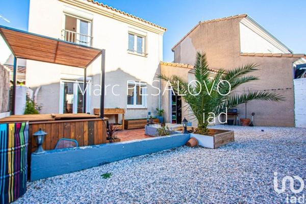 Maison 4 pièces de 86 m² à Thuir (66300)