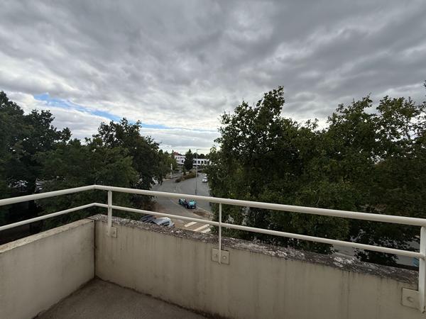 Appartement meublé La Roche Sur Yon 2 pièce(s) 46.52 m2