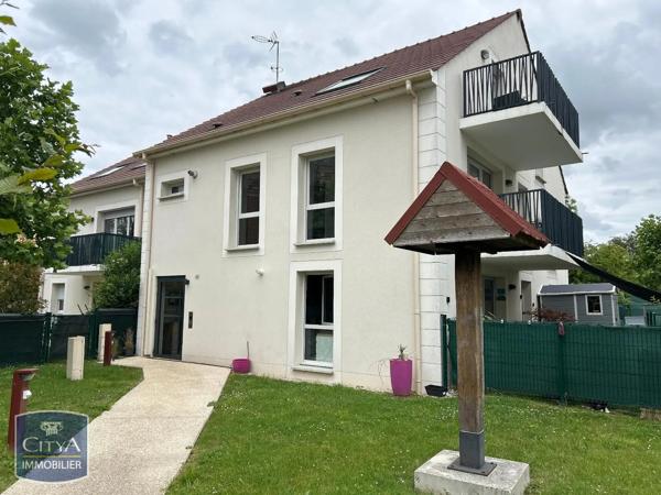 Appartement à louer 2 pièces 45.37m² Chevry-Cossigny (77173)