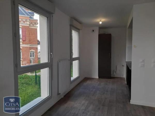Appartement à louer 2 pièces 45.37m² Chevry-Cossigny (77173)