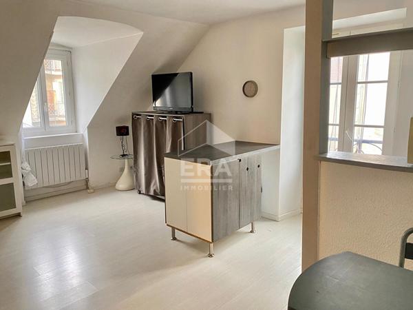 Exclusivité PAU - Quartier Tribunal : Charmant studio de 20.17m²