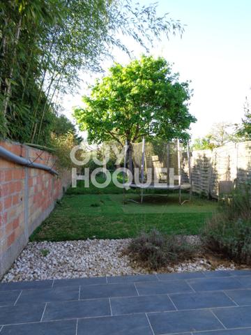 Maison de ville Marmande, 3 chambres et jardin.