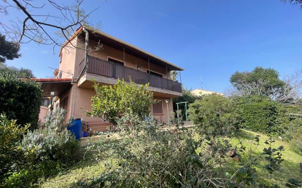 Maison à vendre    7 pièces • 162 m2 Six-Fours-les-Plages