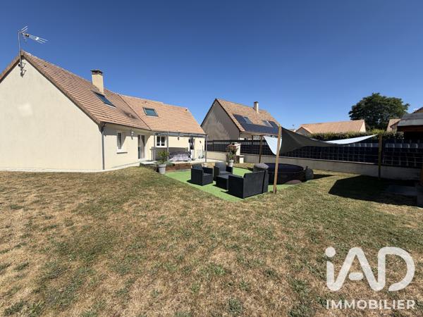 Maison à vendre 7 pièces 126 m² La Suze-sur-Sarthe