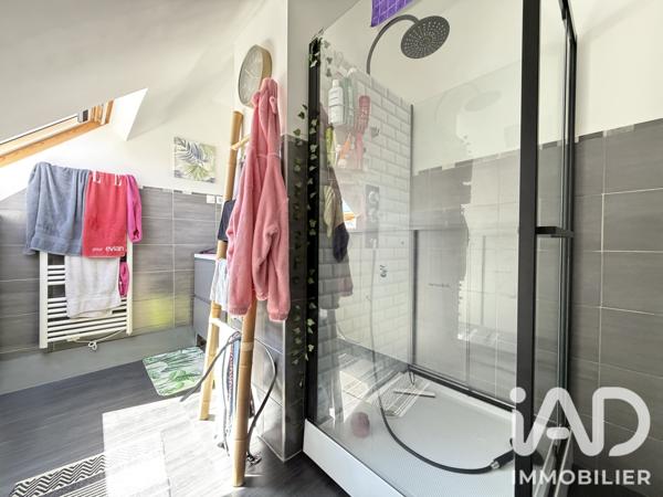Maison à vendre 7 pièces 126 m² La Suze-sur-Sarthe