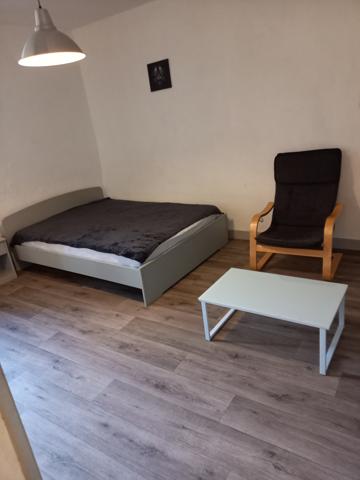 AURILLAC (15) Lot de 3 appartements loués