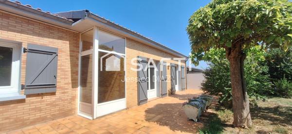 Maison de plein pied, 3 chambres, garage double