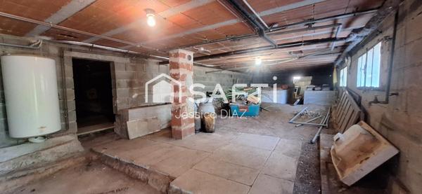 Maison de plein pied, 3 chambres, garage double