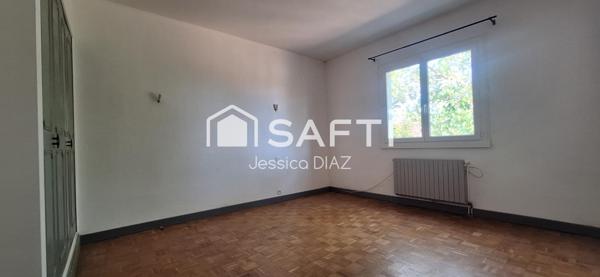 Maison de plein pied, 3 chambres, garage double