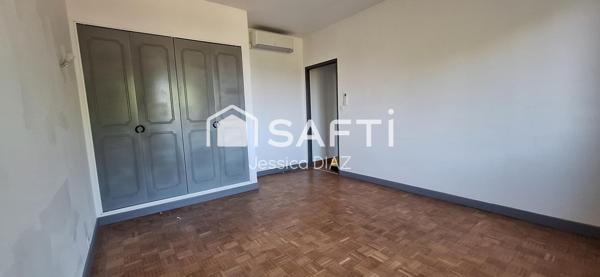 Maison de plein pied, 3 chambres, garage double