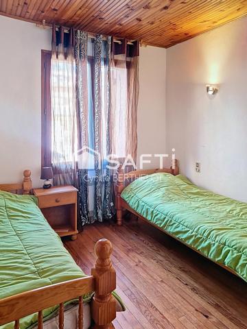 **Deux appartements – Fort potentiel locatif – Cœur de village**