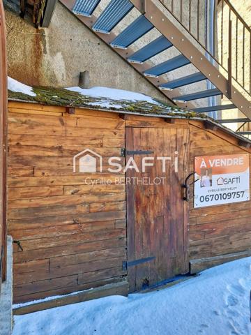 **Deux appartements – Fort potentiel locatif – Cœur de village**