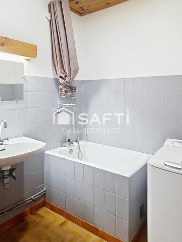 **Deux appartements – Fort potentiel locatif – Cœur de village**