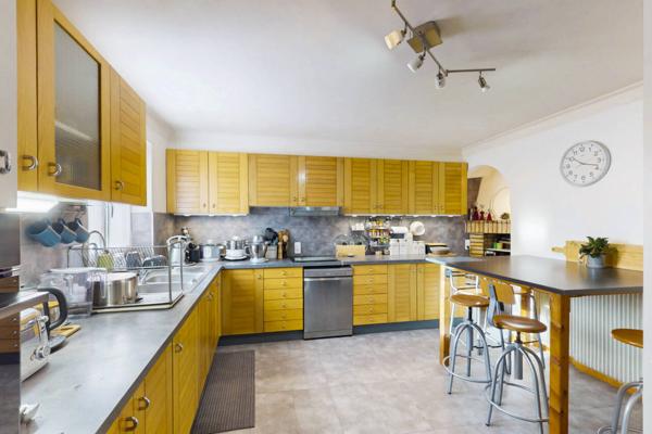 Maison à vendre 5 pièces de 160 m²