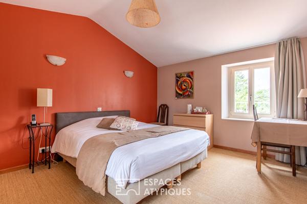 Ensemble immobilier avec chambres d’hôte et piscine