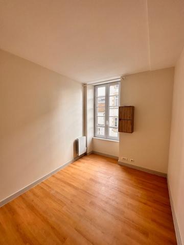 Appartement T1 bis - Place Napoléon - Pentagone La Roche Sur Yon - EXCLUSIVITE AMANDA
