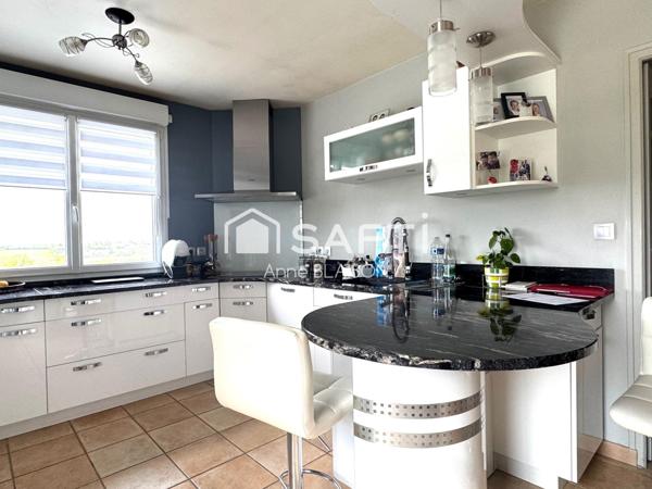 Un cadre rare face aux marais à découvrir vite !