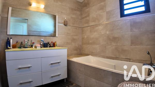 Maison à vendre 5 pièces 117 m² Saint-Pierre
