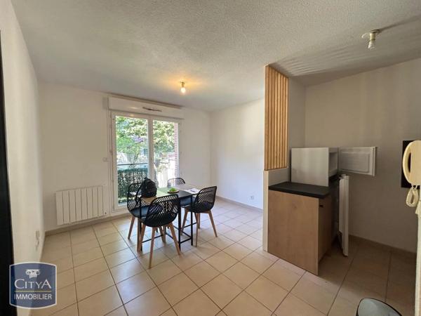 Appartement à louer 2 pièces 33.1m² Étampes (91150)