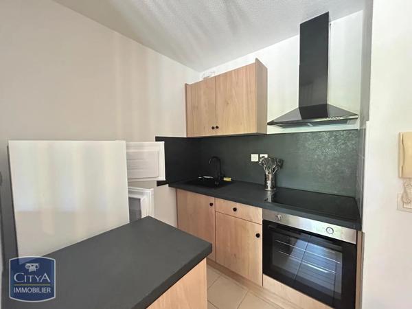 Appartement à louer 2 pièces 33.1m² Étampes (91150)