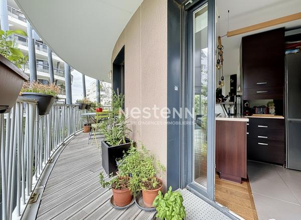 ISSY LES MOULINEAUX - FORT D'ISSY - Appartement traversant 4 pièces avec balcon