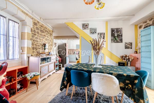 Maison
                                                                                                                                                                                                                                                                                                                        4 pièce(s)                                                                                                                                                                                                          2 chambre(s)                                                                                                                                                                                                          83  m²