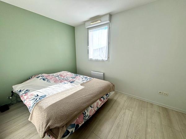 À louer , Charmante maison de ville avec extérieur et stationnement