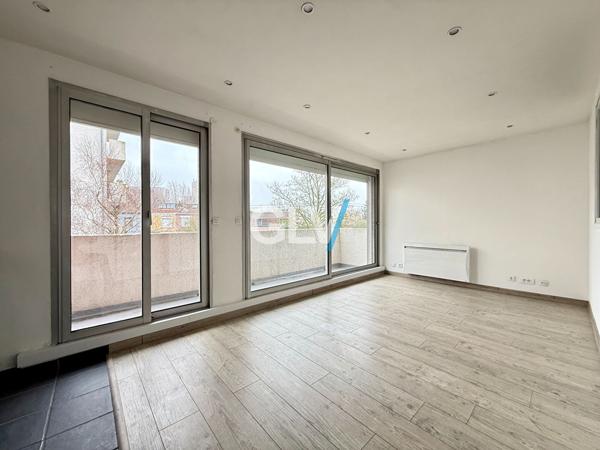 Appartement type 2 Bis avec parking , Loos